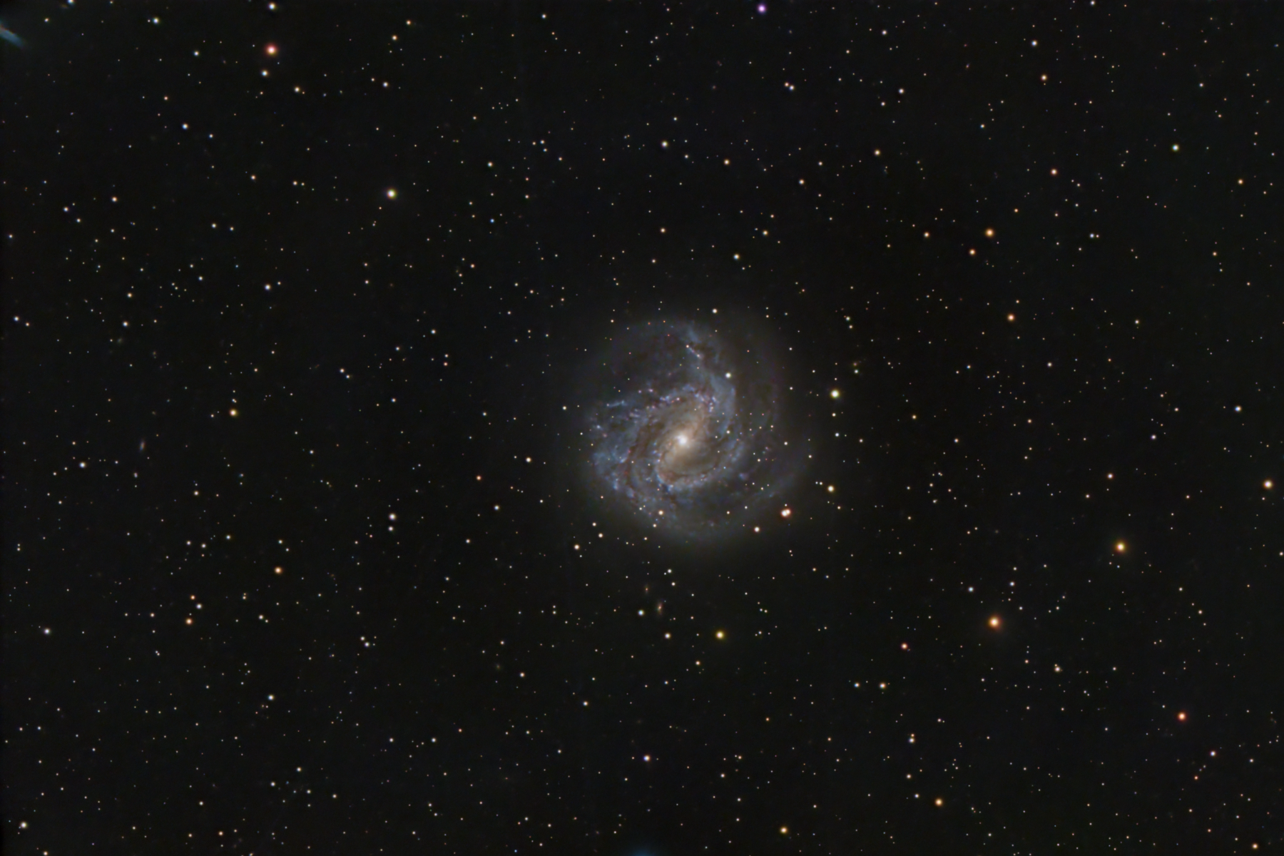 M83 in Hydra, Southern Pinwheel